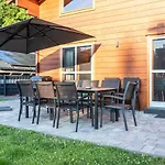 Villa Wellness-chalet Am Badesee Fuer Bis Zu 10 Personen