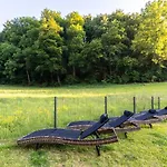 Wellness-chalet Am Badesee Fuer Bis Zu 10 Personen Villa *
