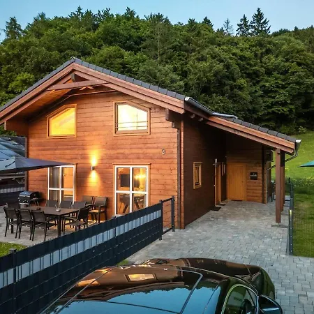 Wellness-chalet Am Badesee Fuer Bis Zu 10 Personen Villa *