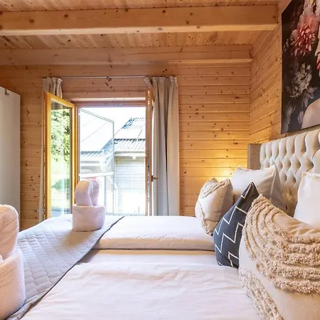Vila Wellness-chalet Am Badesee Fuer Bis Zu 10 Personen *