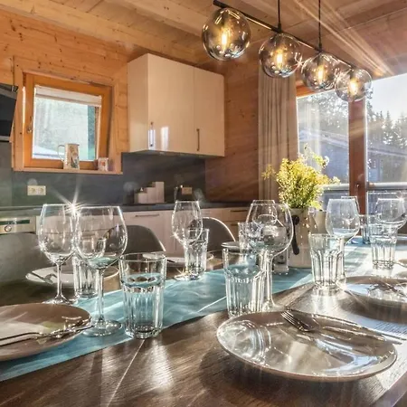 Wellness-chalet Am Badesee Fuer Bis Zu 10 Personen Villa *