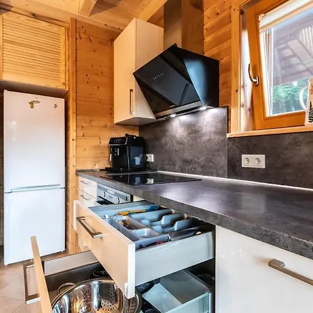 Vila Wellness-chalet Am Badesee Fuer Bis Zu 10 Personen Rieden (Mayen-Koblenz)