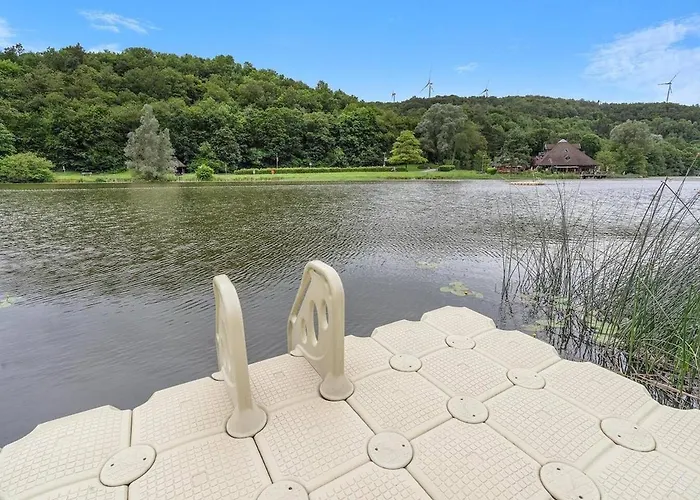 Wellness-chalet Am Badesee Für Bis Zu 10 Personen Villa