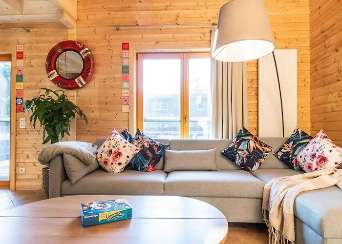 Villa Wellness-chalet Am Badesee Für Bis Zu 10 Personen *