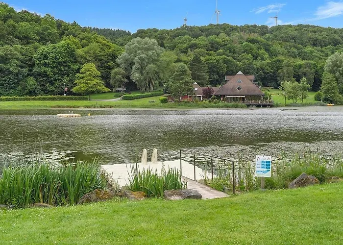 Wellness-chalet Am Badesee Fuer Bis Zu 10 Personen *