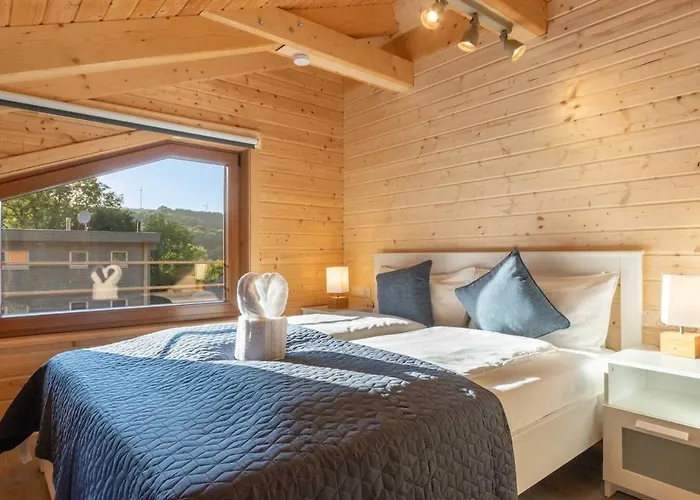 Wellness-chalet Am Badesee Fuer Bis Zu 10 Personen Rieden