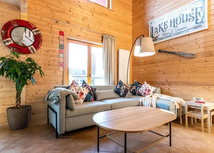 Wellness-chalet Am Badesee Fuer Bis Zu 10 Personen * Rieden