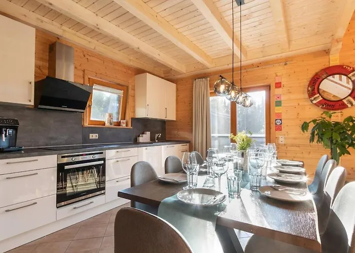 ヴィラ Wellness-chalet Am Badesee Fuer Bis Zu 10 Personen *