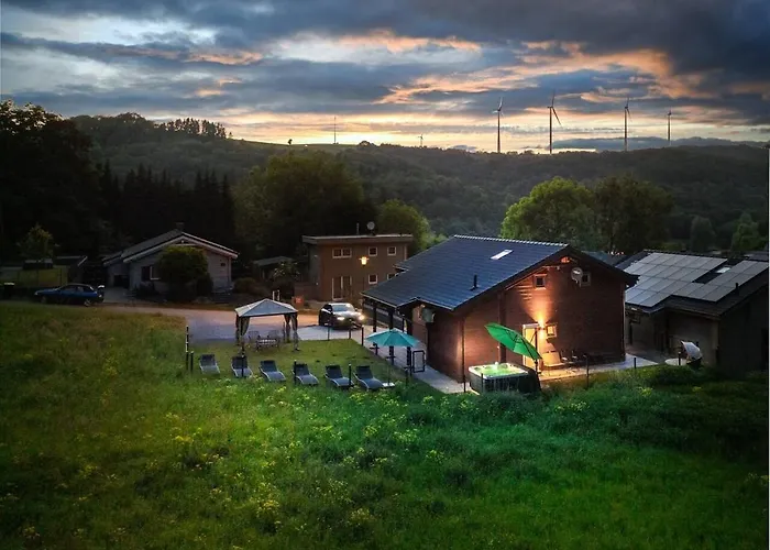 Wellness-chalet Am Badesee Für Bis Zu 10 Personen Villa